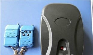 常州家豪電動(dòng)卷簾門(mén)廠道閘伸縮門(mén)電機(jī)控制器安裝維修